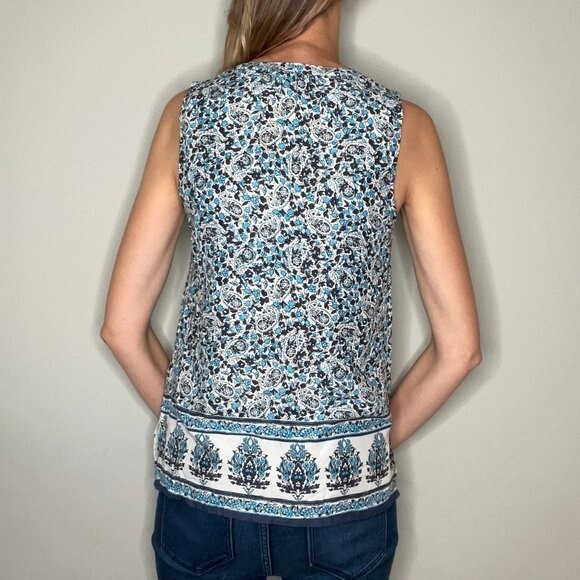 Ava Christine Floral Rayon VNeck Summer Blouse S SM Small White Blue Lightweight - Picture 2 of 11